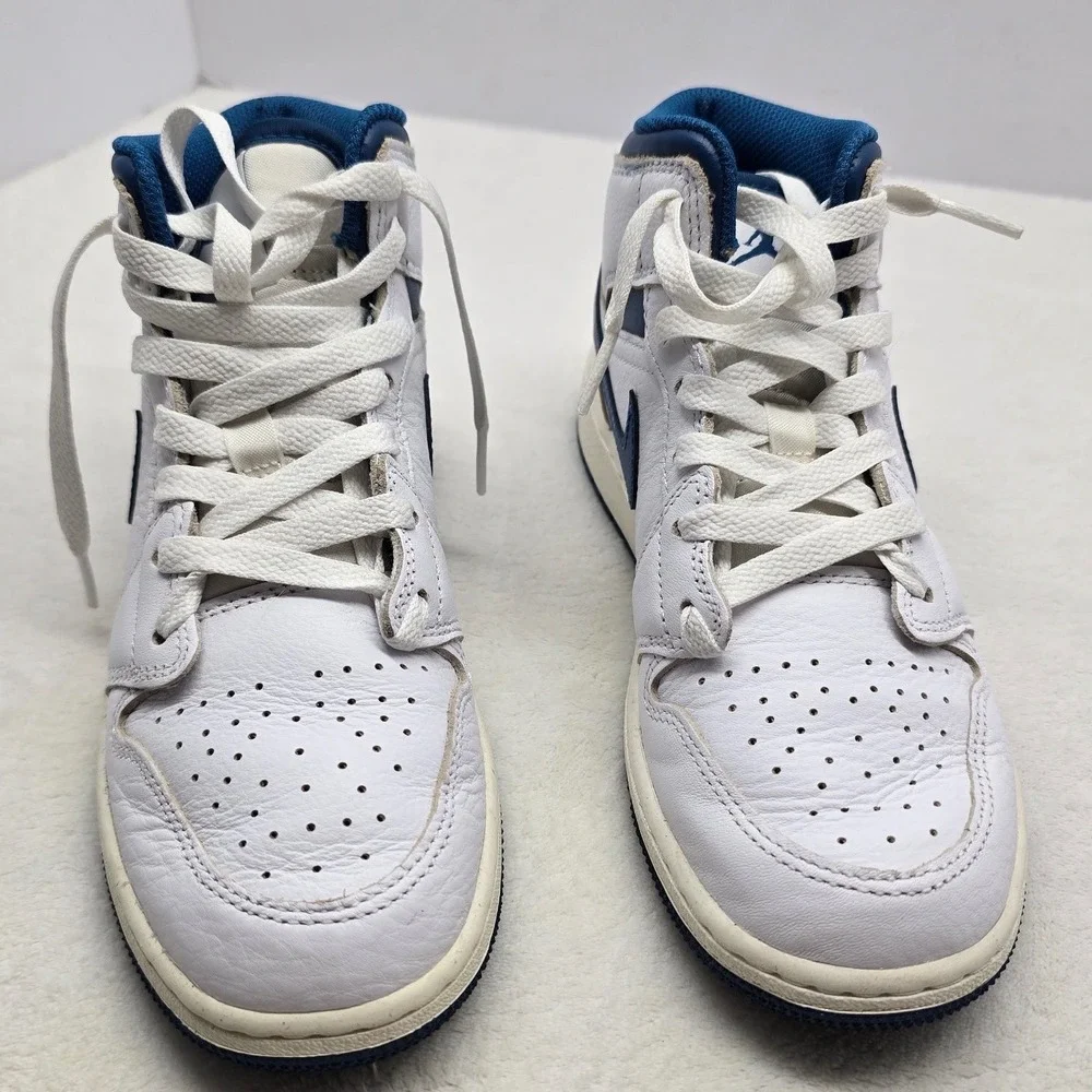 Jordan Air Jordan 1 Mid Midnight Navy White Streetwear Kids Sneaker 4Y